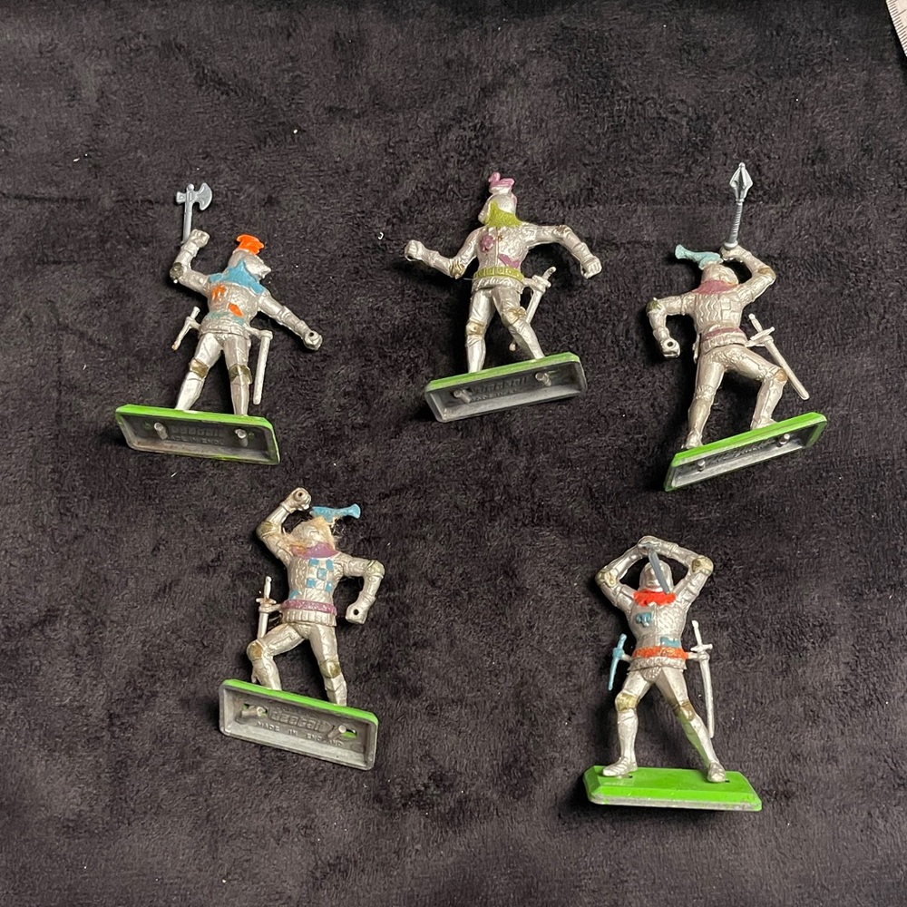 Vintage Metal Toy Soldiers Set